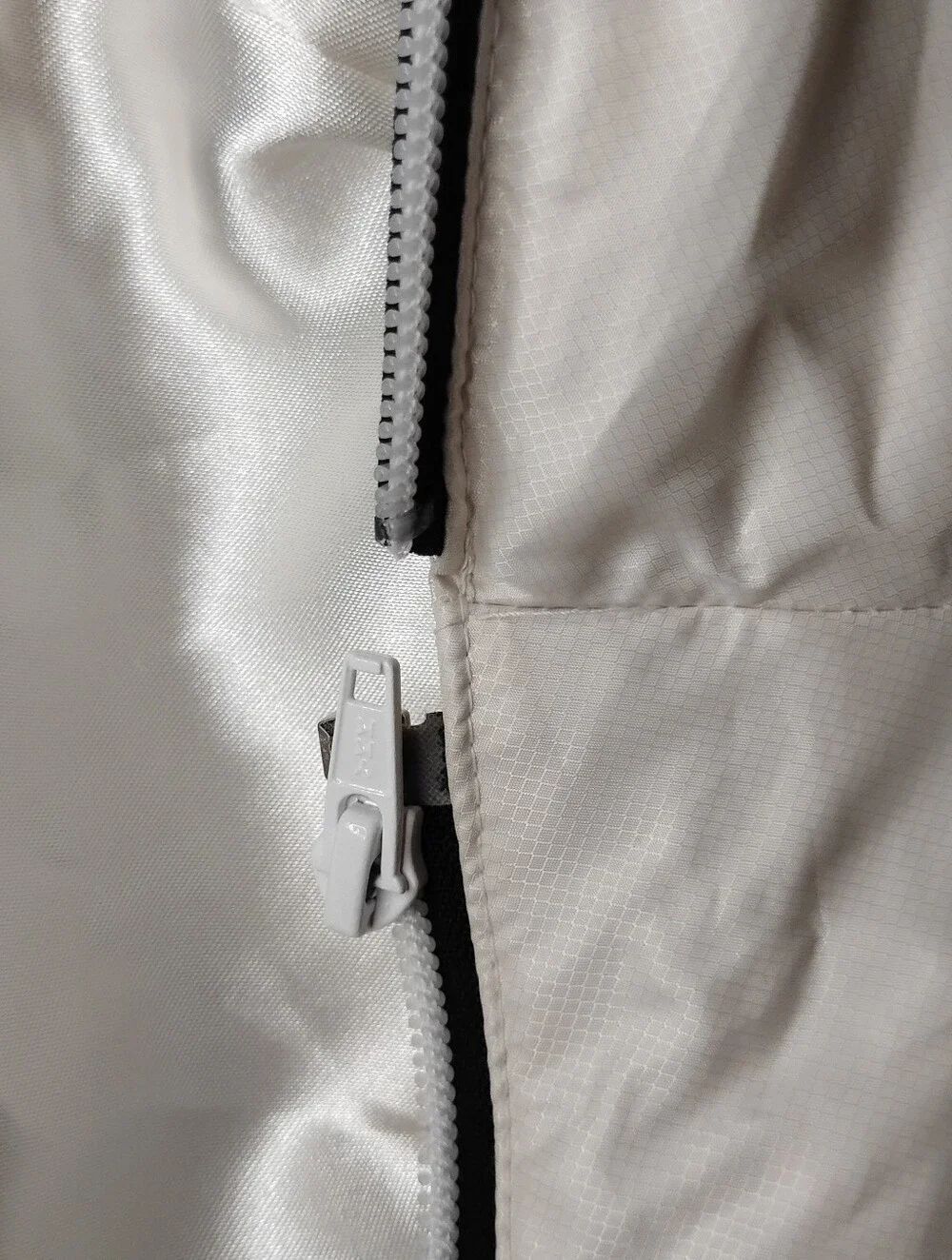 Used Harley Davidson Puffer Jacket - Picture 6 of 11